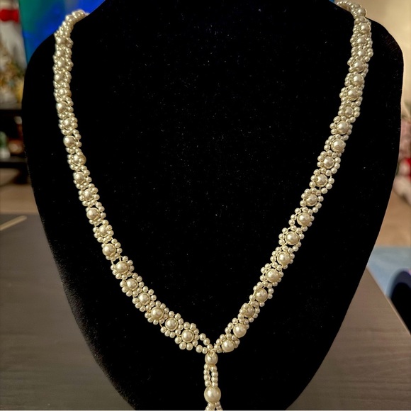 ⚜️3 for $30⚜️ Cream Faux Pearl Tassel Necklace - Picture 1 of 10
